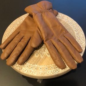 Genuine Leather Gloves Sz7.5 Fully lined new condition no stains, wear or holes